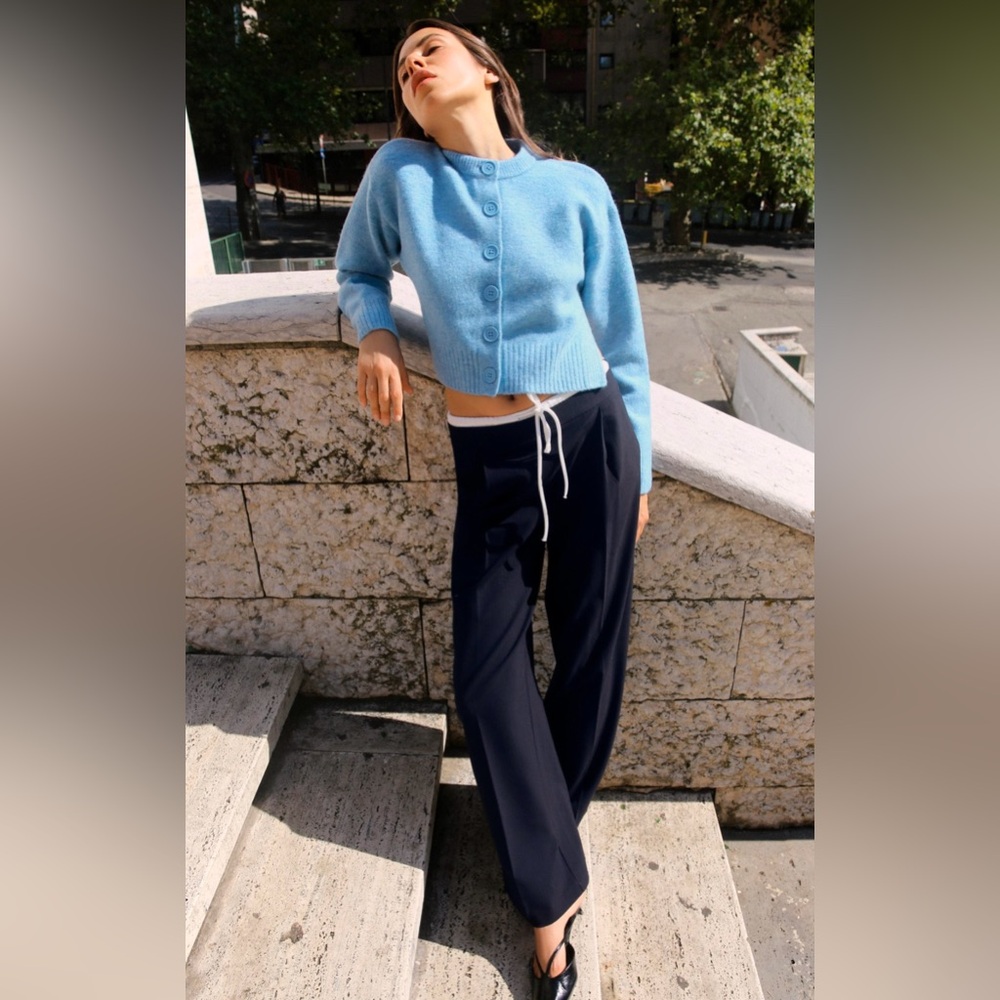 NWT Zara Blue Knit Cardigan. Size M